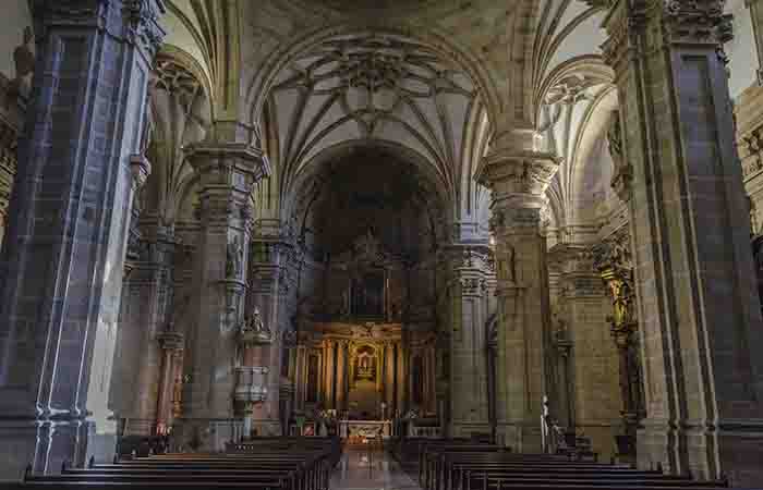 Guipúzcoa - San Sebastián 033 - basílica de Santa María del Coro.jpg